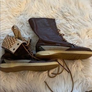 sperry top sider womens boots sz 7 NWOT